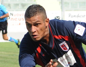 Faceva il calciatore ma era amante anche delle rapine: in manette Maicon Alfredo Oliva