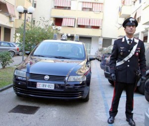 Torino: 42enne trucidato per strada con coltellate alla gola Torino: 42enne trucidato per strada con coltellate alla gola