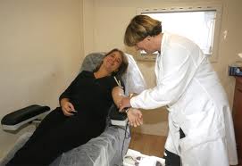 Donare il sangue: un gesto semplice ma di vitale importanza Donare il sangue: un gesto semplice ma di vitale importanza