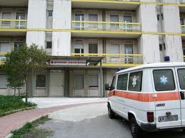 Avellino: colto da raptus di follia uccide moglie e figlia, dopo si suicida Avellino: colto da raptus di follia uccide moglie e figlia, dopo si suicida