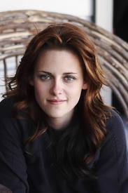 La paperona di Hollywood è Kristen Stewart: ha guadagnato 34,5 milioni di dollari in un anno La paperona di Hollywood è Kristen Stewart: ha guadagnato 34,5 milioni di dollari in un anno