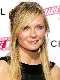 Ecco "Bachelorette": Kirsten Dunst nei panni della briosa Regan Ecco "Bachelorette": Kirsten Dunst nei panni della briosa Regan