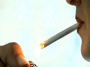 Dipendenza dal fumo: si combatte con un semplice spray alla nicotina